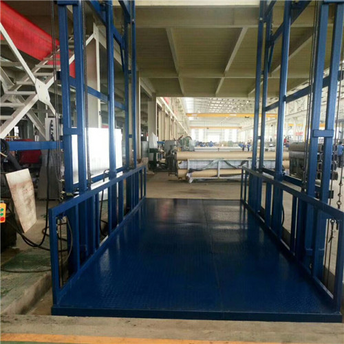 導軌式升降平臺 